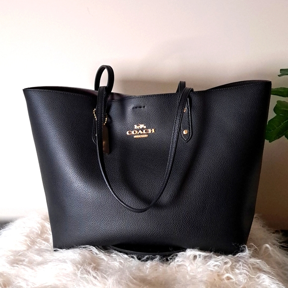 Coach Handbags - Coach Town Black Soft Pebbled Leather Tote - EUC